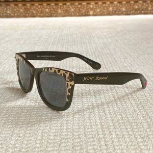 Vintage Betsey Johnson Leopard Sunglasses
